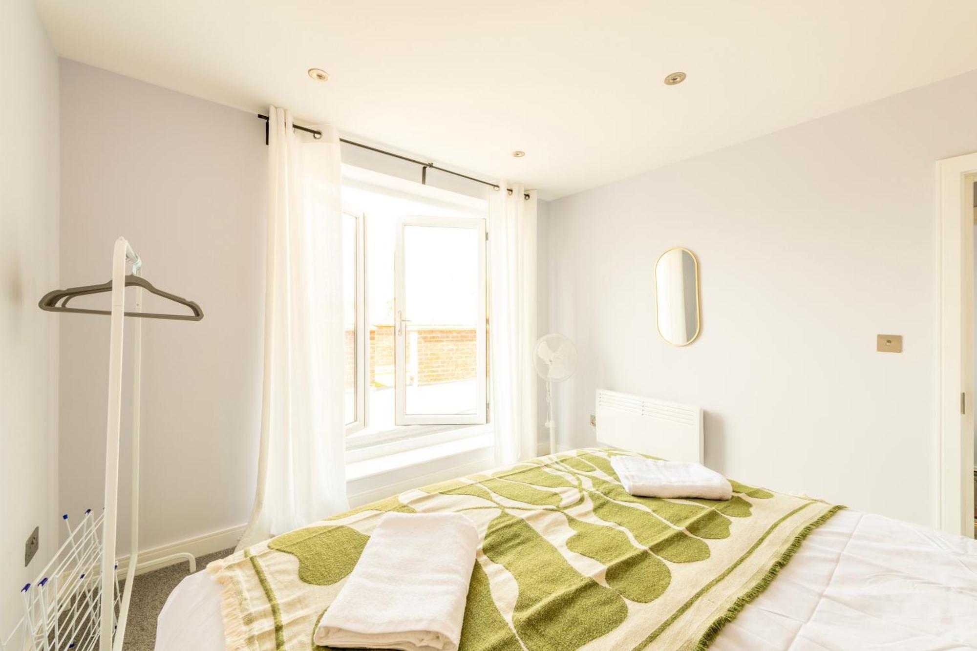 Modern Pent House Apartment - Central - 6 Guests Apartment Abingdon-on-Thames