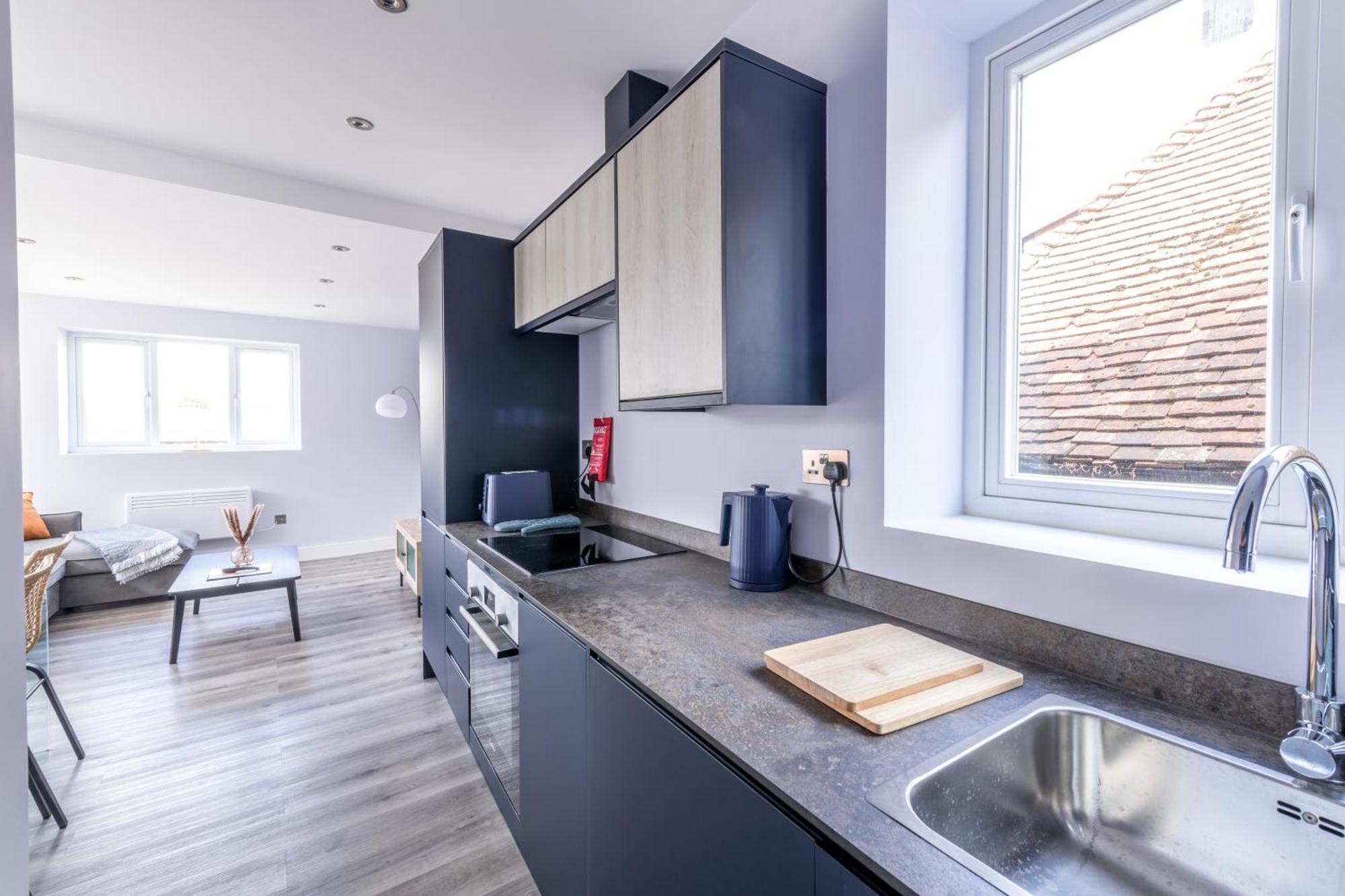 Modern Pent House Apartment - Central - 6 Guests